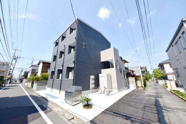 マ・メゾン大宮の物件外観写真